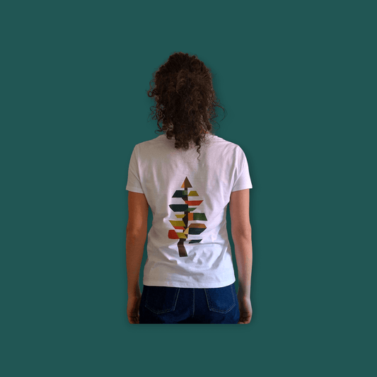Weißes T-Shirt mit individuellem Design – „Geometrischer Baum“